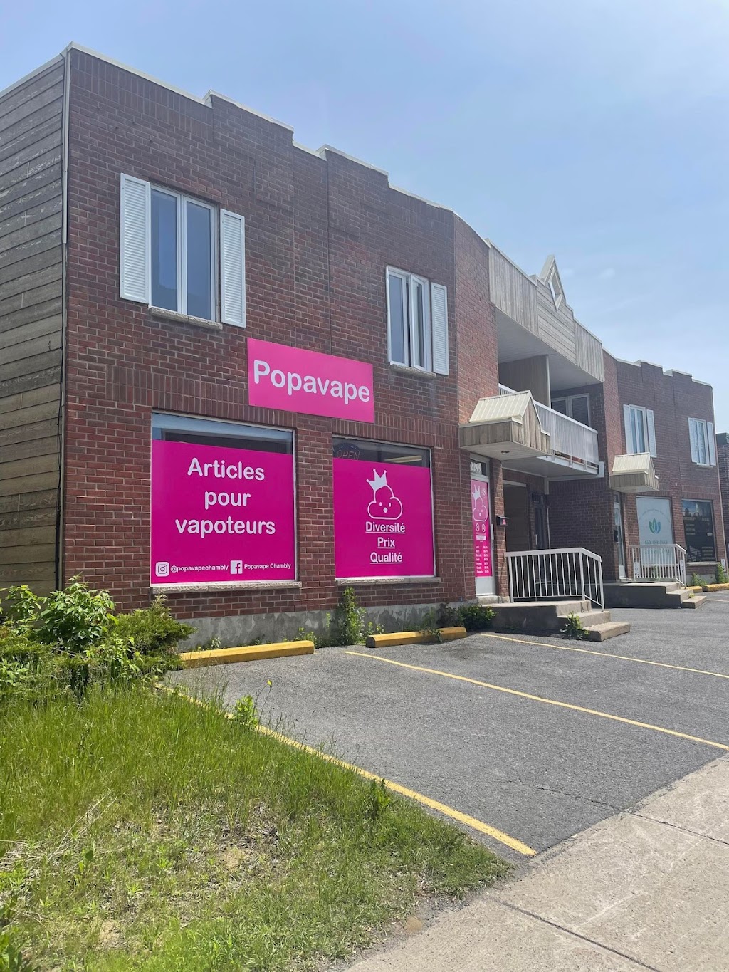 Popavape SuperCentre Chambly | Article pour Vapoteur | Vape Shop | 2249 Av. Bourgogne, Chambly, QC J3L 1Z9, Canada | Phone: (450) 447-5141