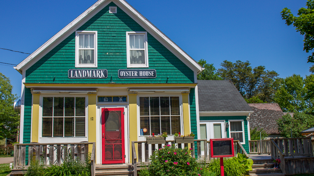 Landmark Oyster House | 12 Main St, Victoria, PE C0A 2G0, Canada | Phone: (902) 658-2286