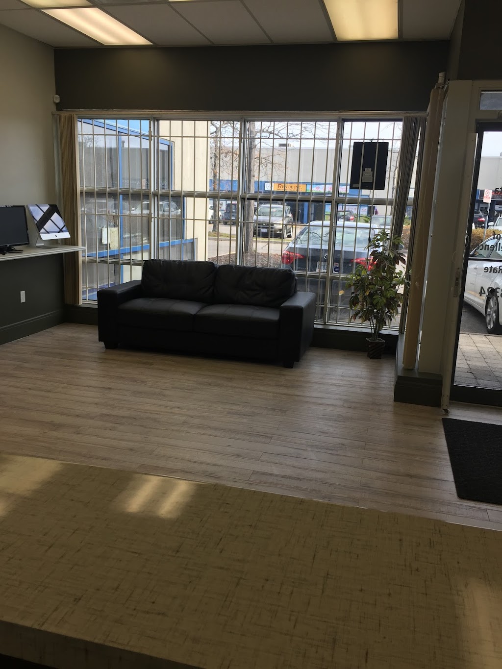 Computer Star - Apple Certified Technicians | 3100 Ridgeway Dr Unit 41, Mississauga, ON L5L 5M5, Canada | Phone: (905) 272-8324