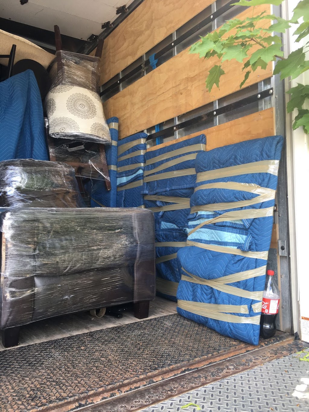 North Bear Moving Company | 99 Eagle Rock Way #220, Maple, ON L6A 5A7, Canada | Phone: (647) 237-6960