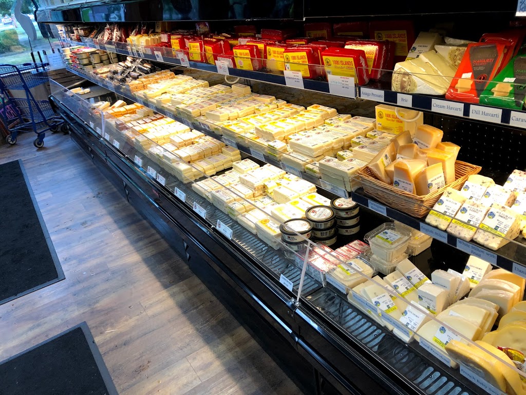 1000 Islands River Rat Cheese | 242 James St, Clayton, NY 13624, USA | Phone: (800) 752-1341