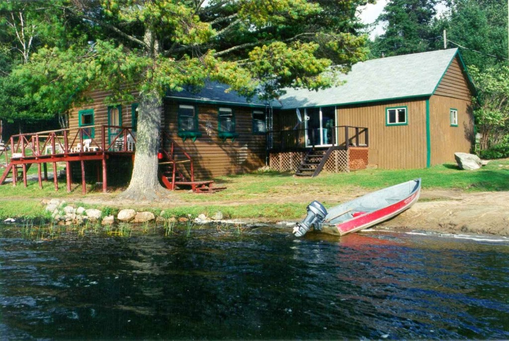 Slippery Winds Wilderness Lodge | 927 Centennial St, Winnipeg, MB R3N 1R6, Canada | Phone: (204) 982-9680