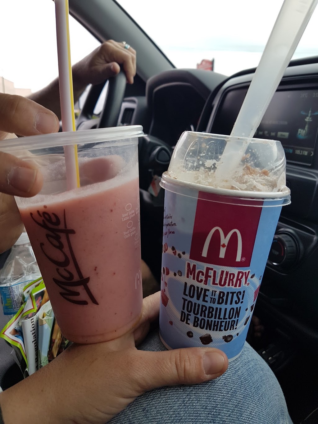 McDonalds | 269 Caradoc St S, Strathroy, ON N7G 2P3, Canada | Phone: (519) 245-3821