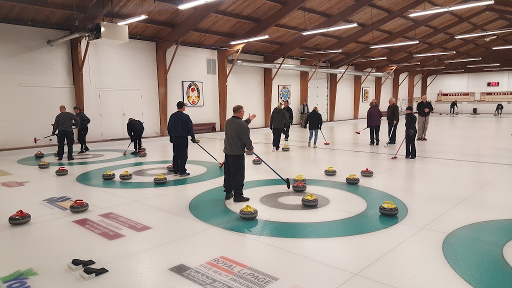 Dundas Granite Curling Club | 24 Head St, Dundas, ON L9H 3H3, Canada | Phone: (905) 628-8221
