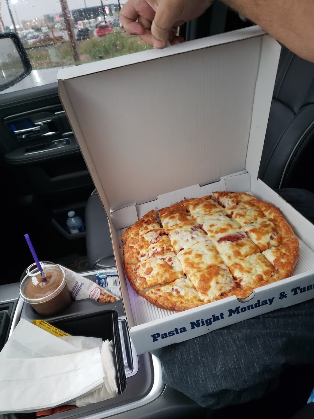 Royal Pizza | 7712 Sparrow Dr, Leduc, AB T9E 8A5, Canada | Phone: (780) 986-3383