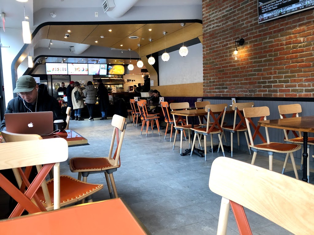Aroma Espresso Bar | 540 College St, Toronto, ON M6G 1A6, Canada | Phone: (416) 901-5859
