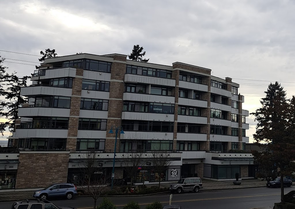 NKD Home | 5725 Teredo St #106, Sechelt, BC V0N 3A3, Canada | Phone: (604) 740-3833