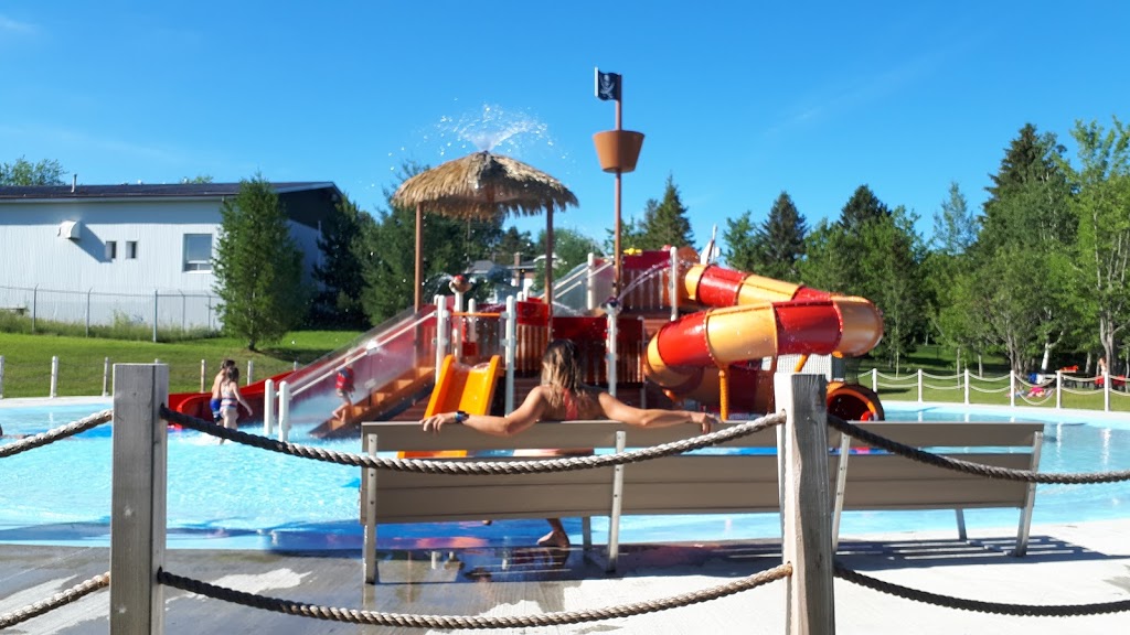 Eco Parc Des Etchemins | 213 1re Avenue, Lac-Etchemin, QC G0R 1S0, Canada | Phone: (418) 625-3272