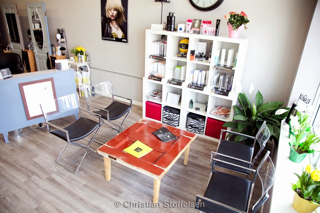 KML Studio Family Hair Care | 230 Shellard Ln, Brantford, ON N3T 5L5, Canada | Phone: (519) 756-5595