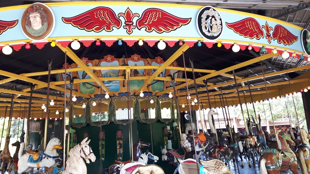Antique Carousel | point of interest | Old Toronto, Toronto, ON M5J, Canada | 4162030405 OR +1 416-203-0405
