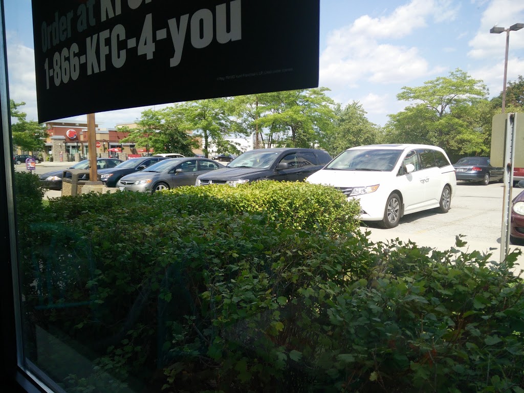 KFC | 1610 The Queensway, Etobicoke, ON M8Z 1V1, Canada | Phone: (416) 255-1917