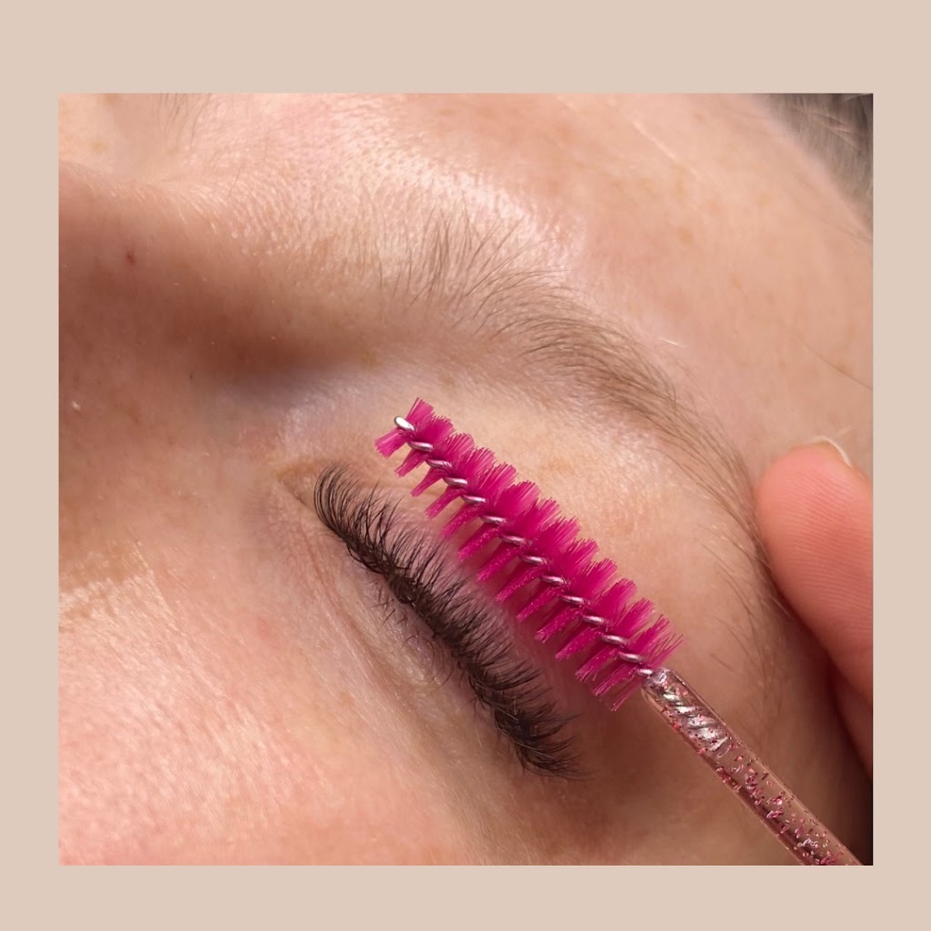 Shev Lash Studio | 110 Riverside Dr Unit 103, London, ON N6H 4S5, Canada | Phone: (519) 639-1076