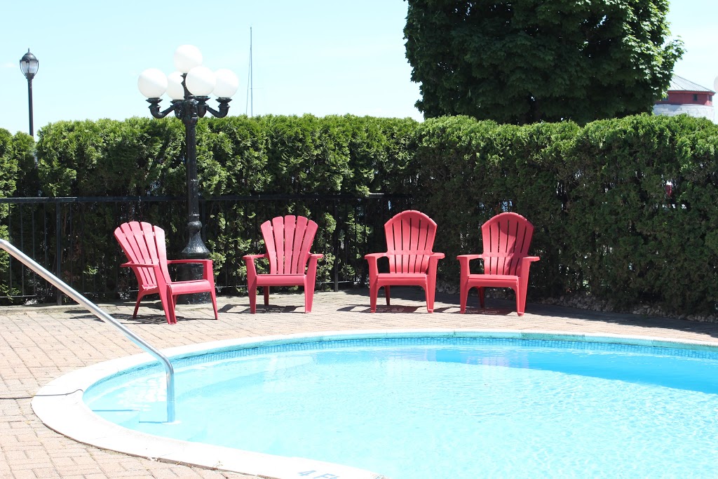 Confederation Place Hotel | 237 Ontario St, Kingston, ON K7L 2Z4, Canada | Phone: (613) 549-6300
