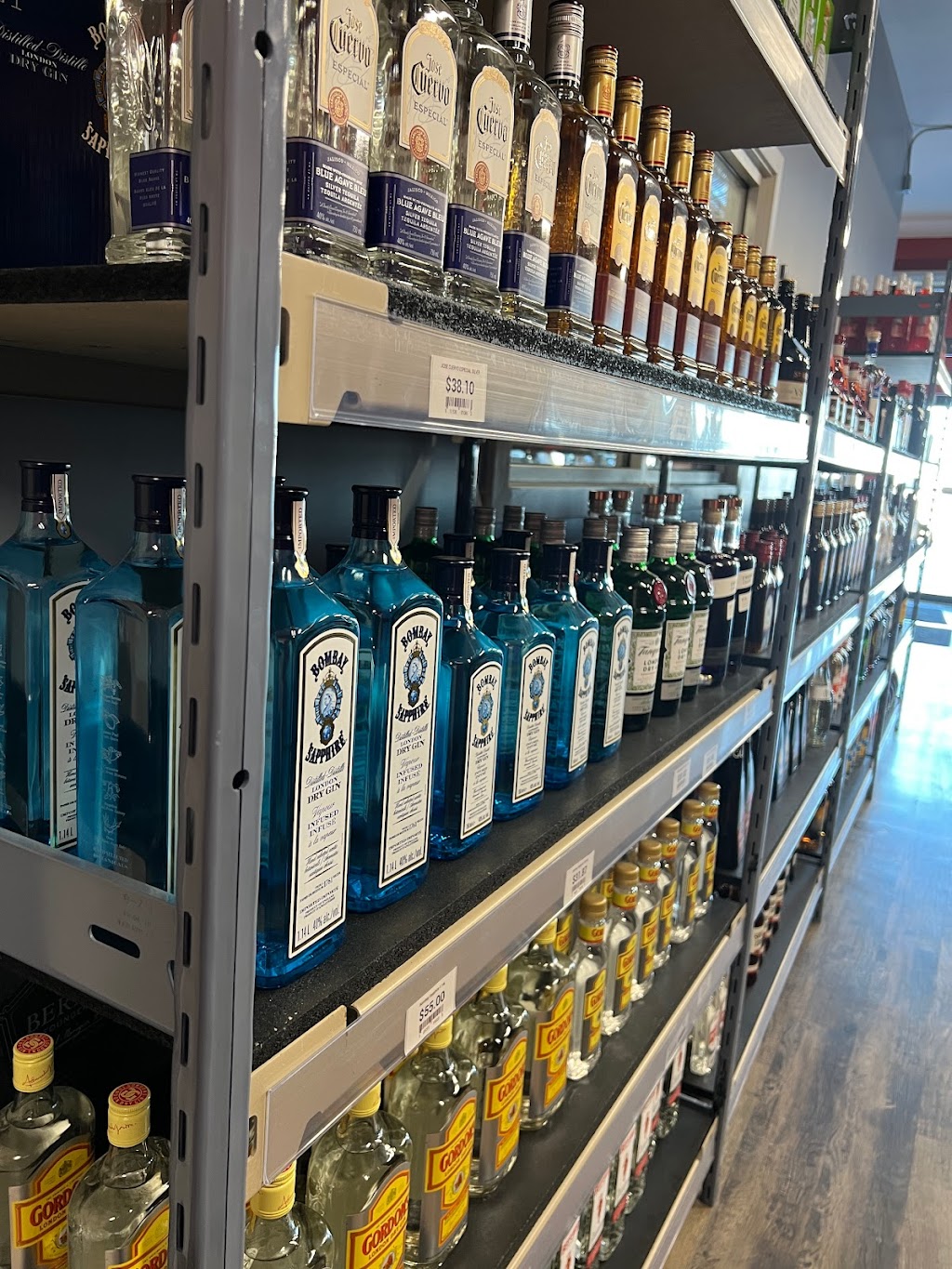Castle Liquor Lacombe | 4041 63 Ave #4, Lacombe, AB T4L 1V6, Canada | Phone: (403) 786-0175
