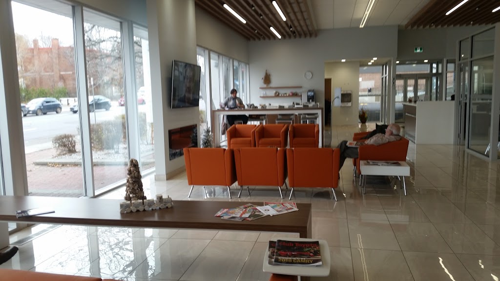 Bel-Air Toyota | 440 McArthur Ave, Ottawa, ON K1K 1G6, Canada | Phone: (613) 741-3270