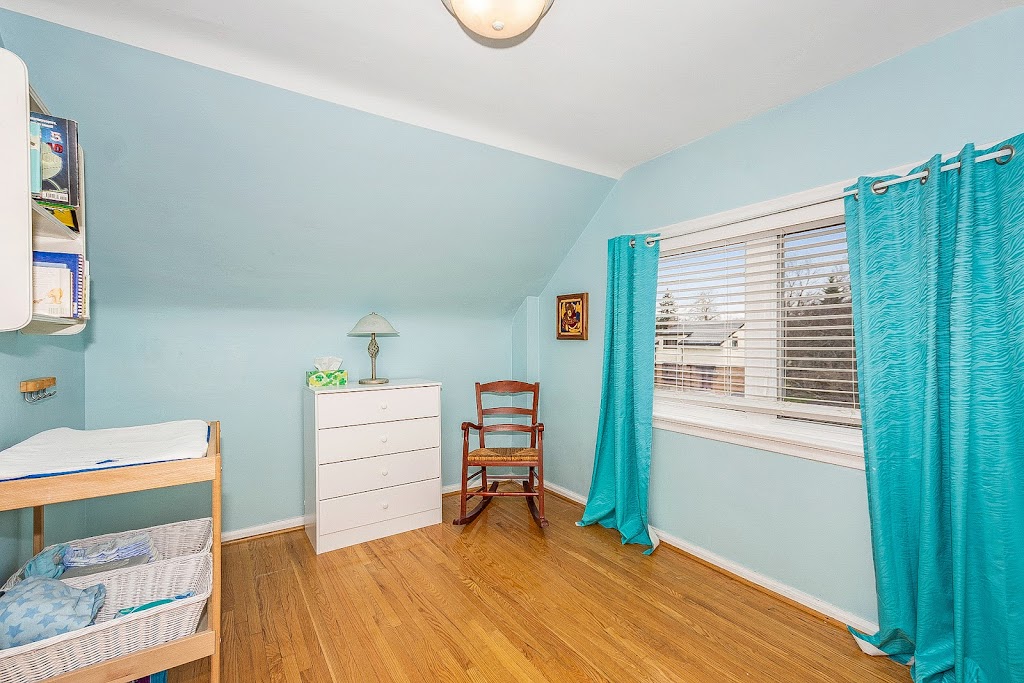 Angela Meyer Real Estate Sales Representative | 158 Guelph St Unit 4, Georgetown, ON L7G 4A6, Canada | Phone: (905) 691-0672