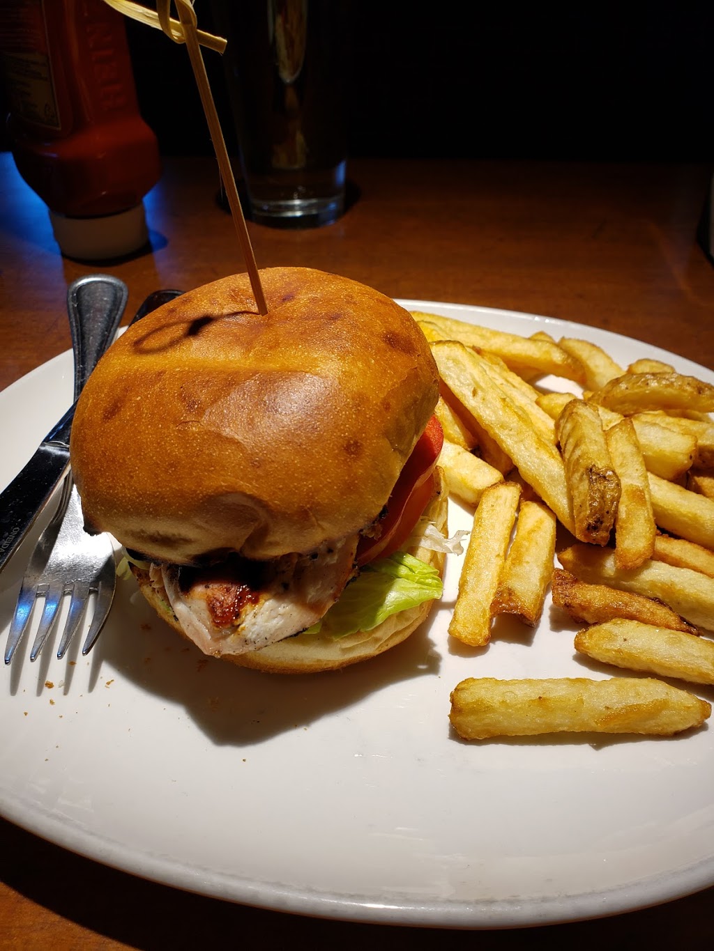 White Spot | 1200 Hunter Pl #410, Squamish, BC V8B 0G8, Canada | Phone: (604) 892-7477