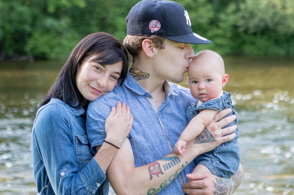 Fitze Photography | 58 Parkdale Ave, Peterborough, ON K9L 1K4, Canada | Phone: (905) 432-0220