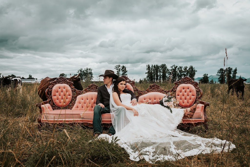 Emily Cantera Photography | 46107 Downes Ave, Chilliwack, BC V2R 2Y9, Canada | Phone: (604) 786-2590