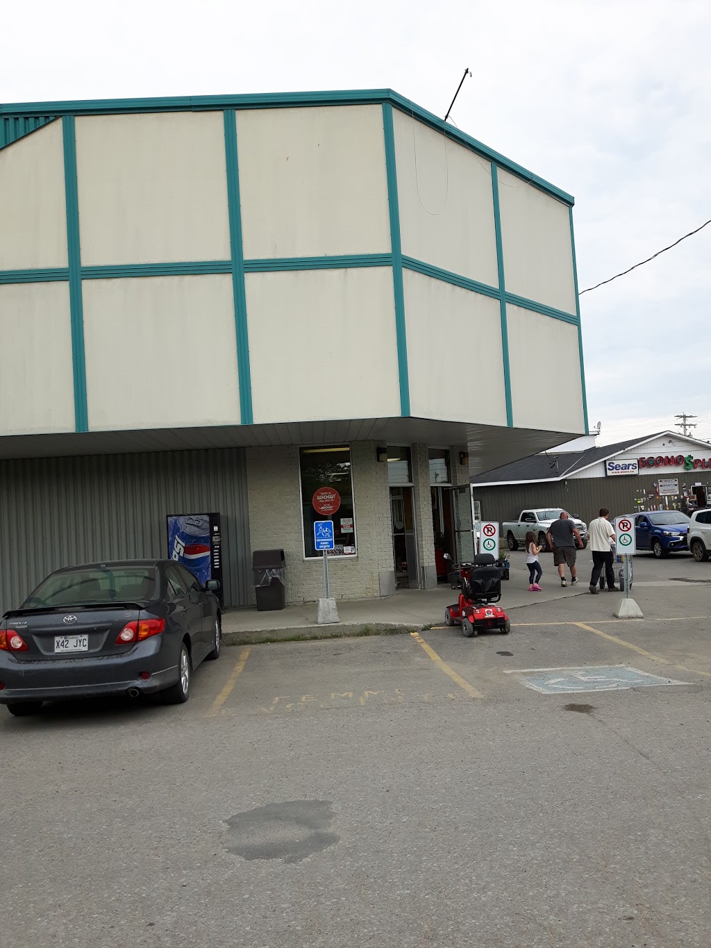 Metro Mansfield | 231 Rue Hérault, Mansfield-et-Pontefract, QC J0X 1R0, Canada | Phone: (819) 683-2740
