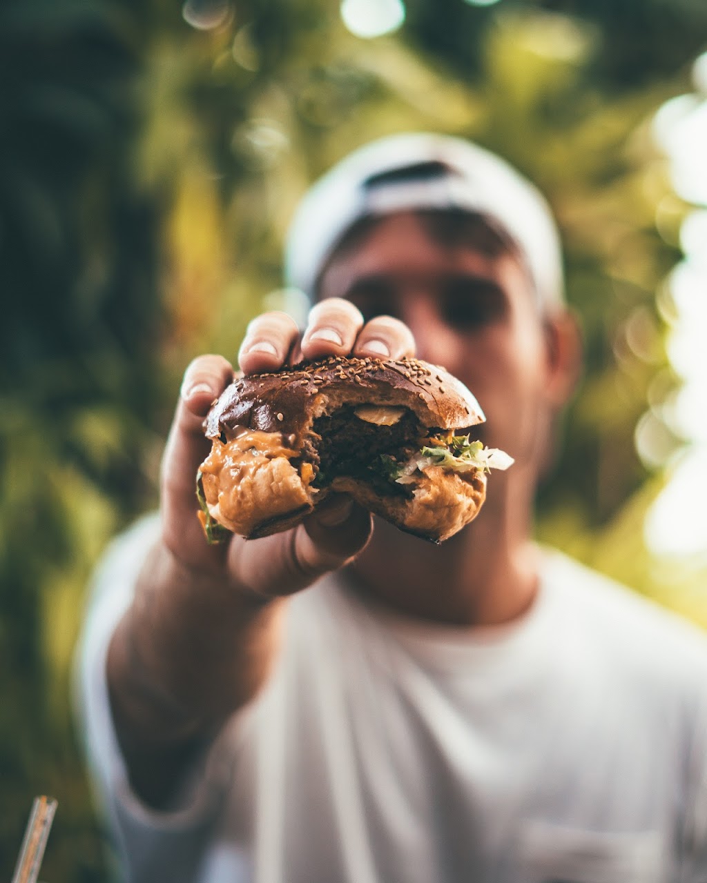 maui waui food truck | 122 Mt Pleasant Dr #1, Camrose, AB T4V 2L7, Canada | Phone: (780) 555-1212