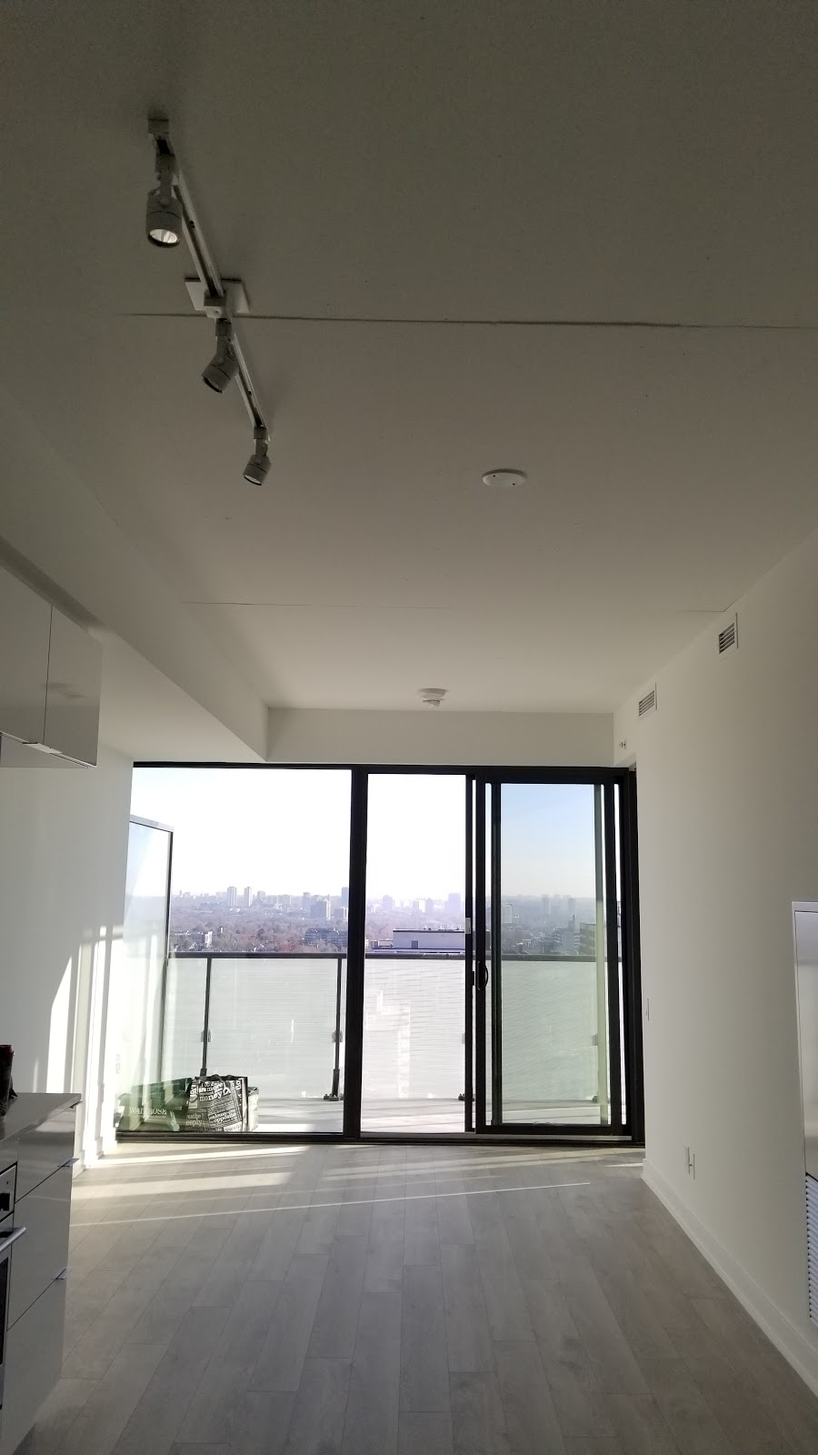LINE INTERIOR INC. | 48 Truchard Ave, Markham, ON L6C 0N2, Canada | Phone: (416) 553-5442