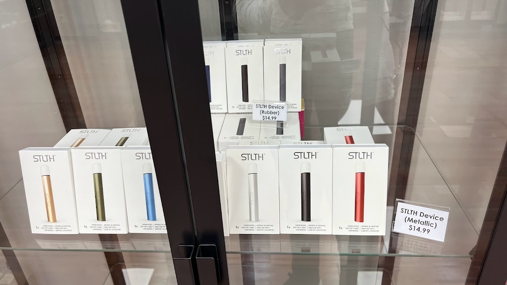 VIP Vape - London | 1631 Oxford St E, London, ON N5V 2Z4, Canada | Phone: (519) 930-7965