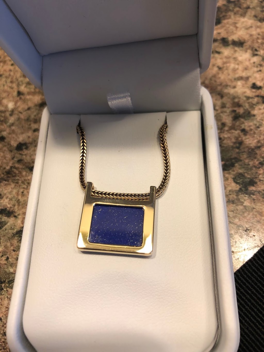 Fawcetts Fine Jewellery | 1447 South Park St, Halifax, NS B3J 2L1, Canada | Phone: (902) 425-3001