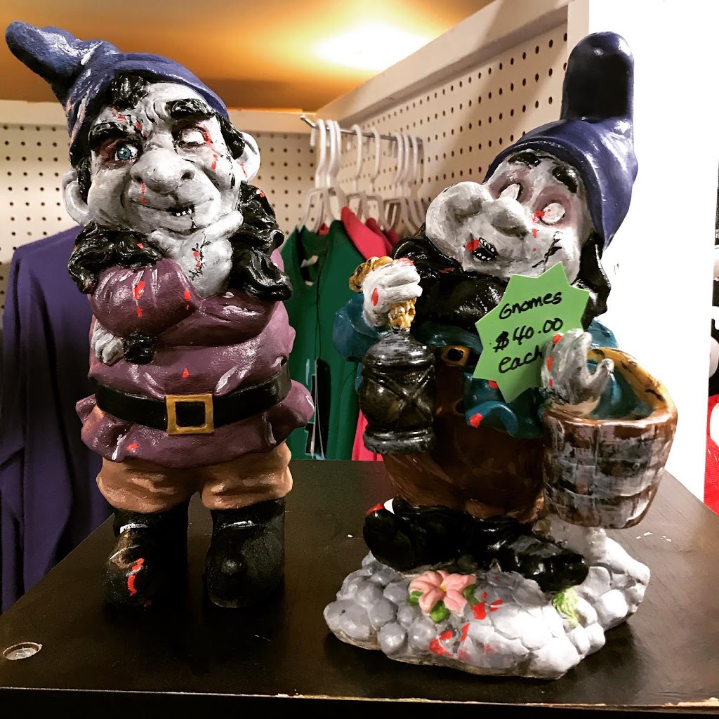 The Queens Crafters and Antique Market | 142 Bridge St, Carleton Place, ON K7C 2V5, Canada | Phone: (613) 253-5333