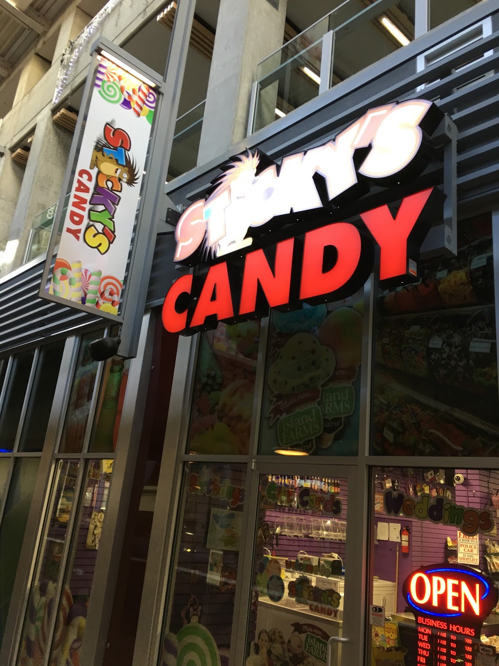 Candy Alley | #227 - 800 Carnarvon Street Shops of New West Skytrain Station, New Westminster, BC V3M 0C5, Canada | Phone: (604) 553-9889