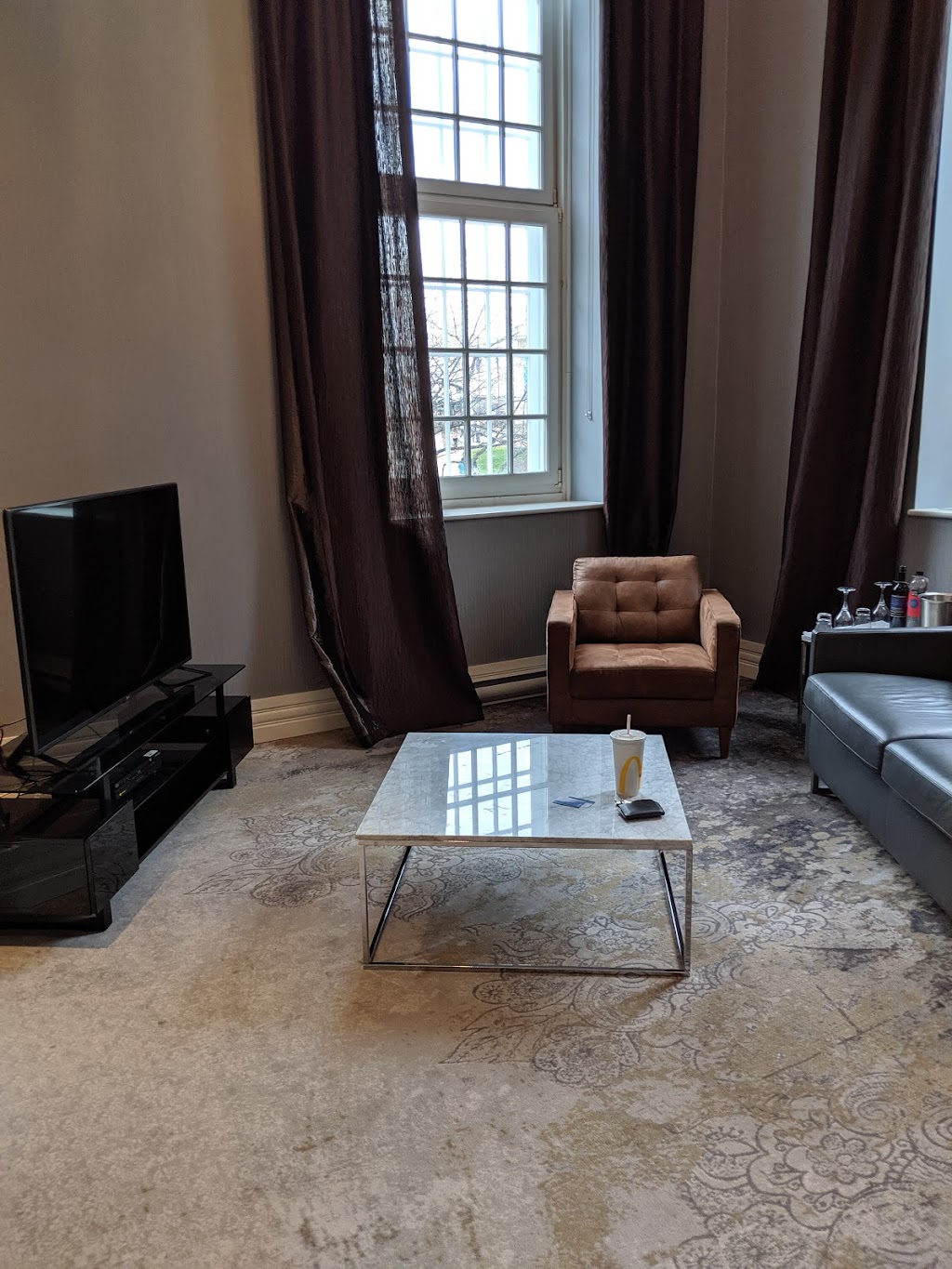 Hotel Manoir Morgan | 12 Rue Sainte-Anne, Québec, QC G1R 3X2, Canada | Phone: (418) 694-1877