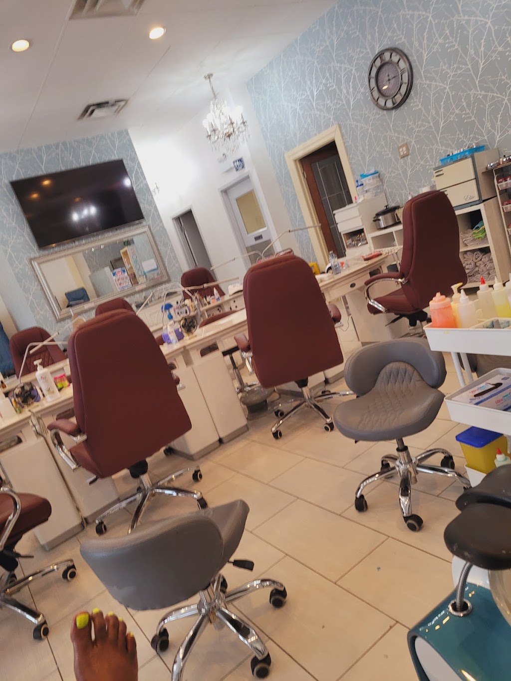 Active Health Care | 8123 Lundys Ln, Niagara Falls, ON L2H 1H1, Canada | Phone: (905) 358-6333
