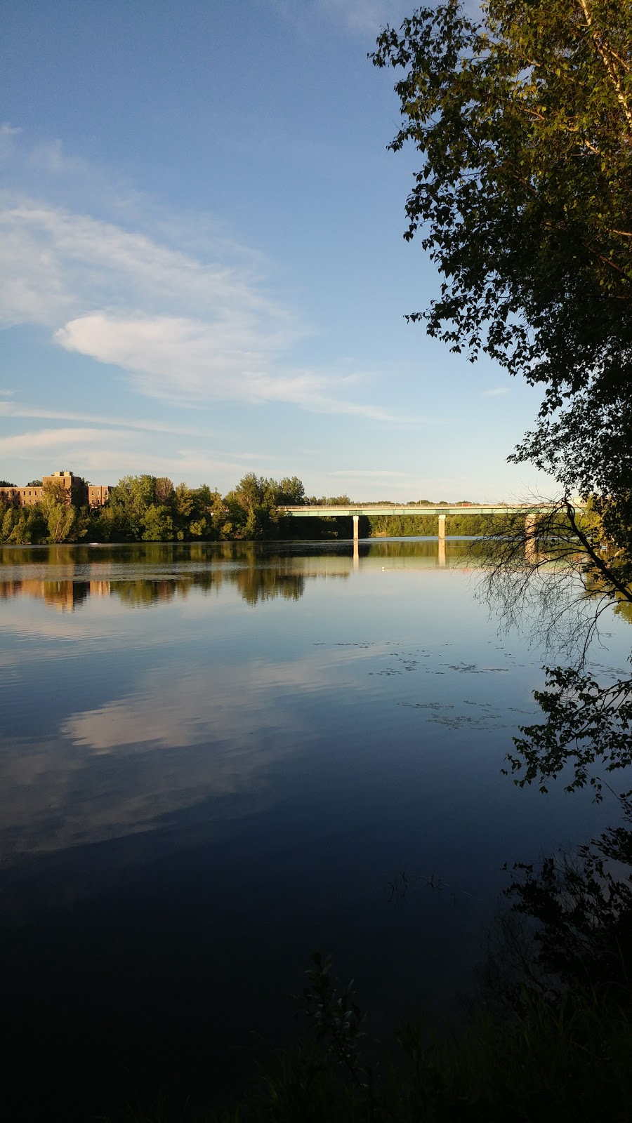 Belvédère dHydro-Sherbrooke | 1039 Rue Saint-Denis, Sherbrooke, QC J1K 2S7, Canada | Phone: (819) 821-5622