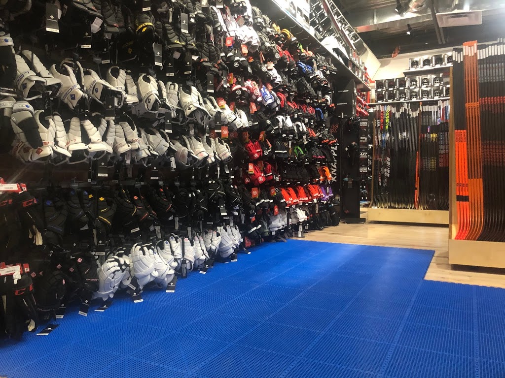 Dek Hockey Town | 7485 Grande Allée, Brossard, QC J4Z 0M8, Canada | Phone: (450) 550-1119