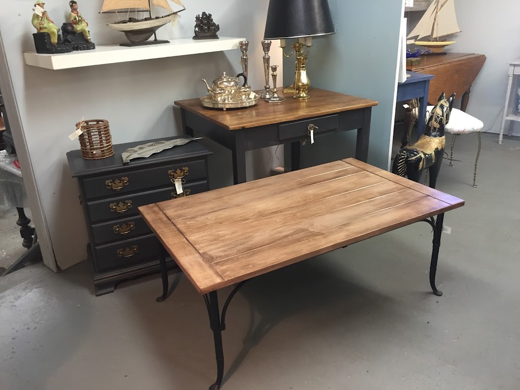 Treasure Trove | 1436 Koshlong Lake Rd, Highlands East, ON K0M 1S0, Canada | Phone: (705) 457-4021