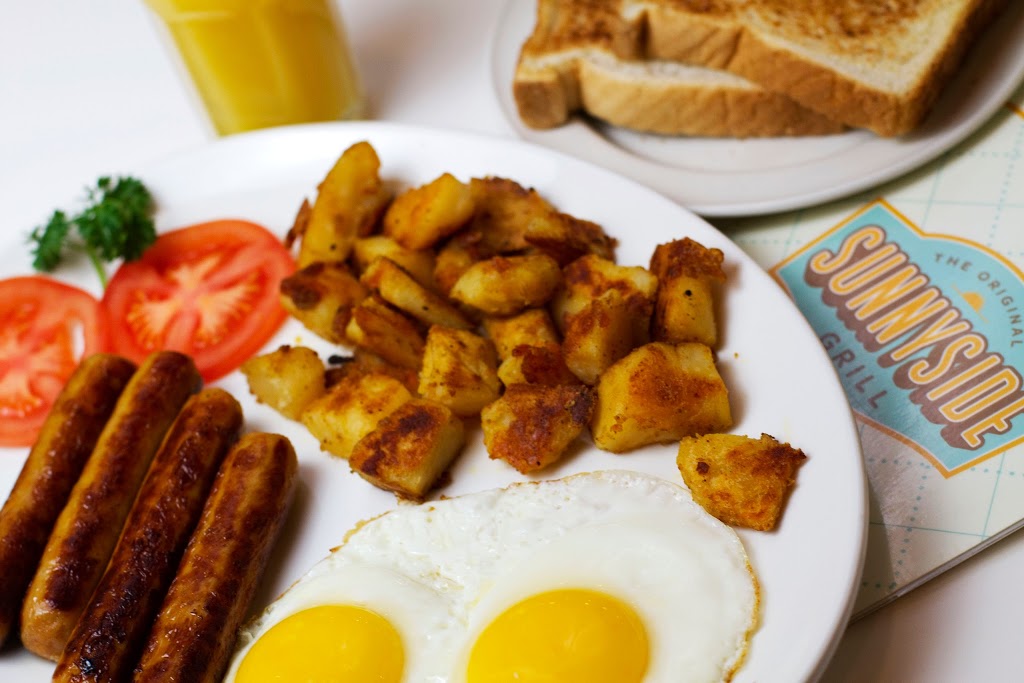 Sunnyside Grill Mississauga | 1375 Southdown Rd #11, Mississauga, ON L5J 2Z1, Canada | Phone: (905) 916-8000
