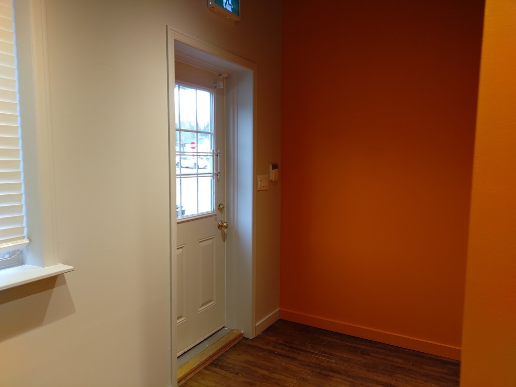 Sessions Cannabis | 278 Carlisle Rd, Carlisle, ON L0R 1H2, Canada | Phone: (289) 895-9191