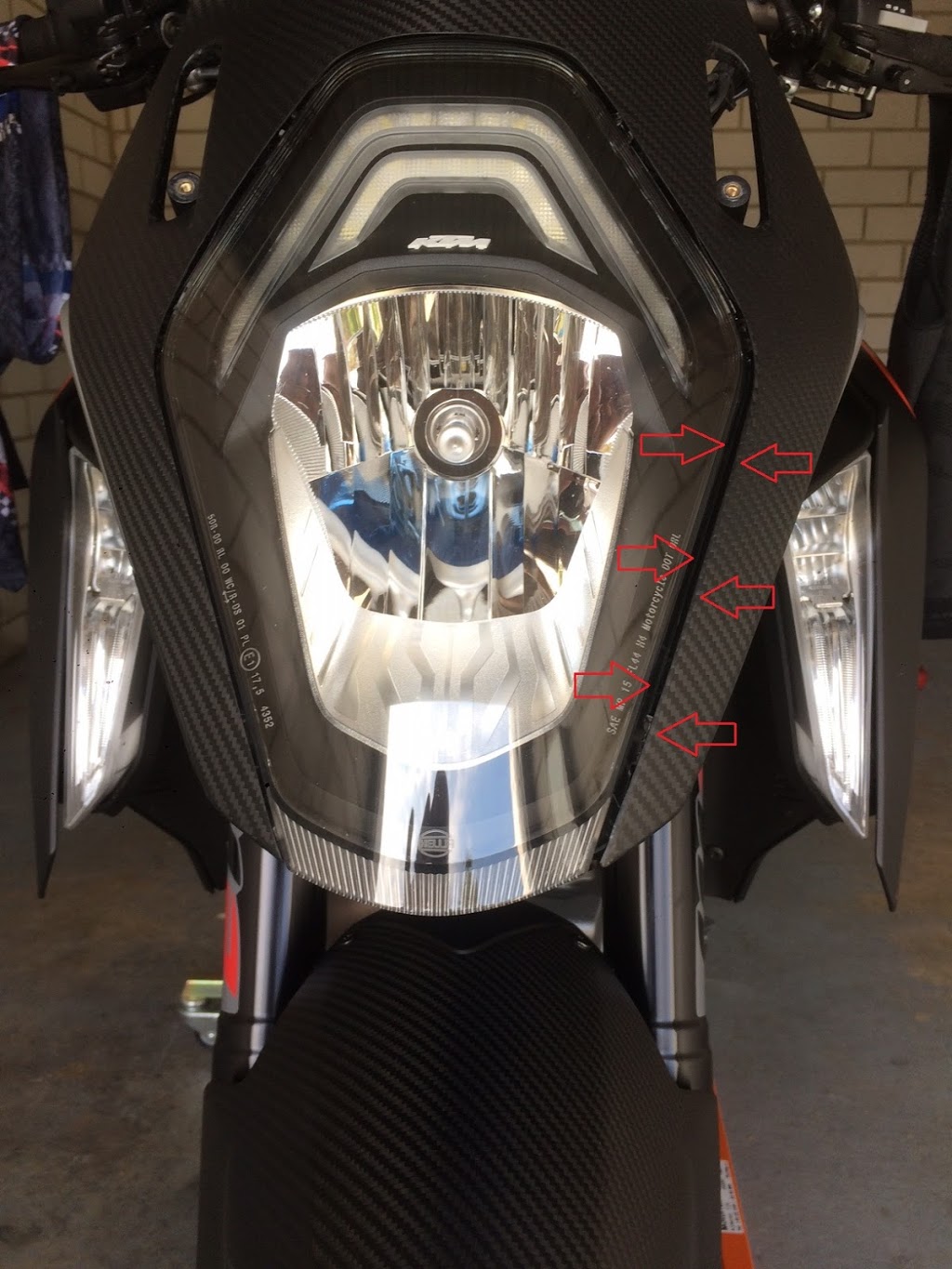 Motocomposites Inc. | 4005 Boul Matte unit A, Brossard, QC J4Y 2P4, Canada | Phone: (450) 659-1659