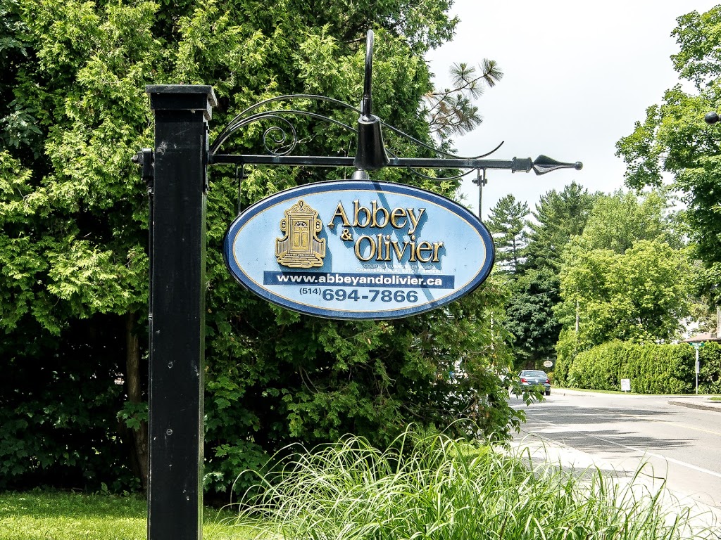 Abbey & Olivier | 486 Boulevard Beaconsfield, Beaconsfield, QC H9W 4C4, Canada | Phone: (514) 694-7866