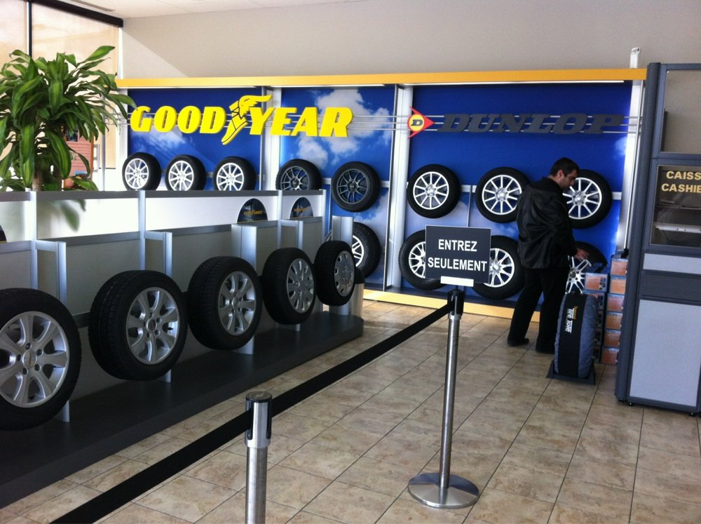 Pneus Gordons | 2125 Boul Cavendish, Montréal, QC H4B 2Y2, Canada | Phone: (514) 481-7771