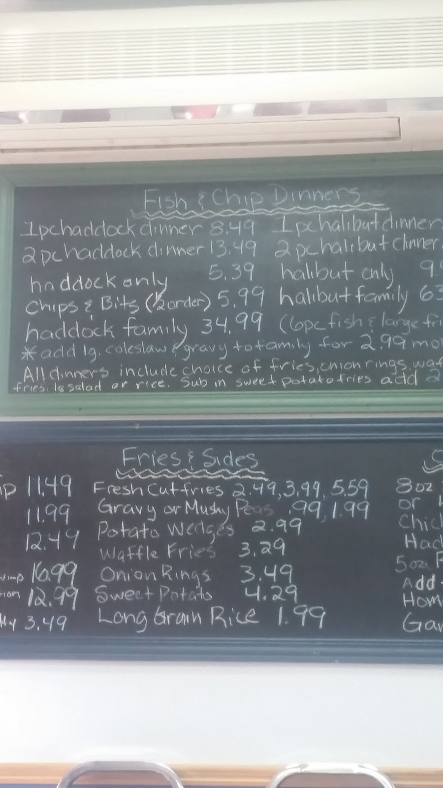 Sues Seafood | 782 Clare Ave, Welland, ON L3C 3C1, Canada | Phone: (905) 714-1117