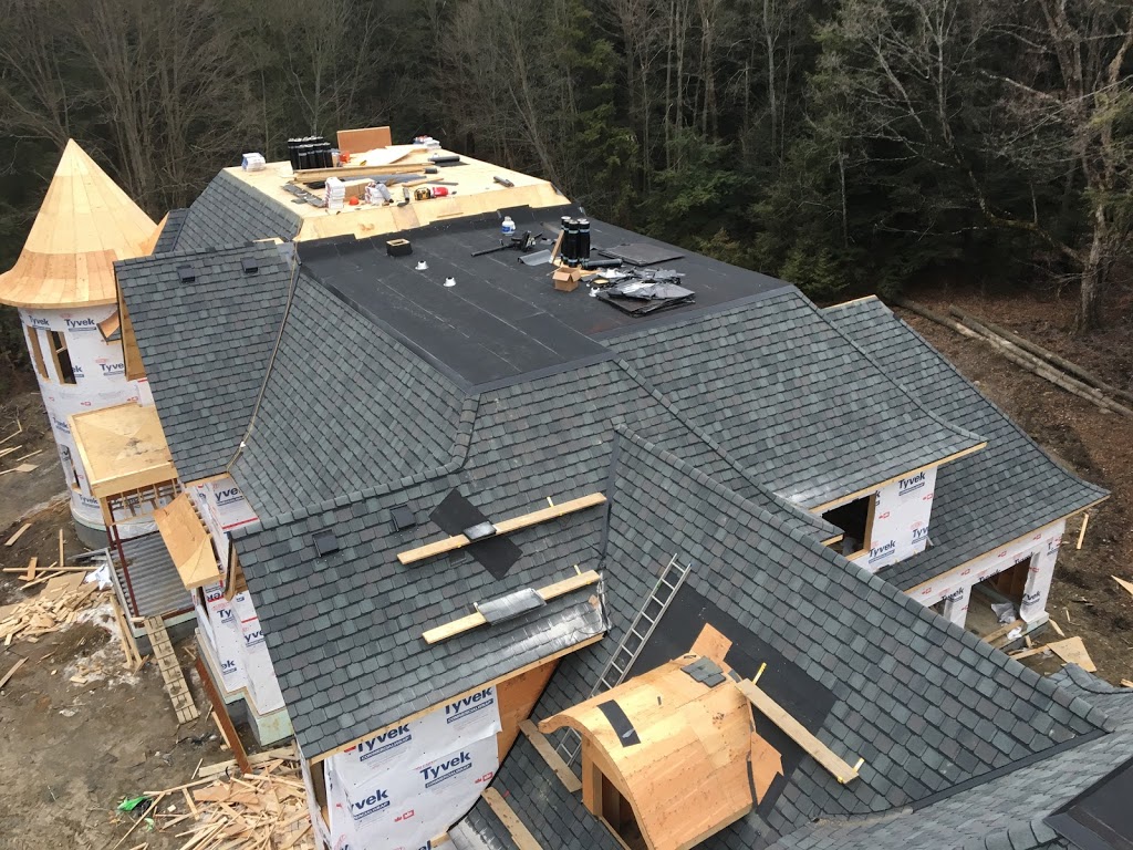 Construction Works Roofing Specializing In Flat Roofing | 8168 Mountain Rd, Niagara Falls, ON L2H 0V2, Canada | Phone: (905) 933-0172