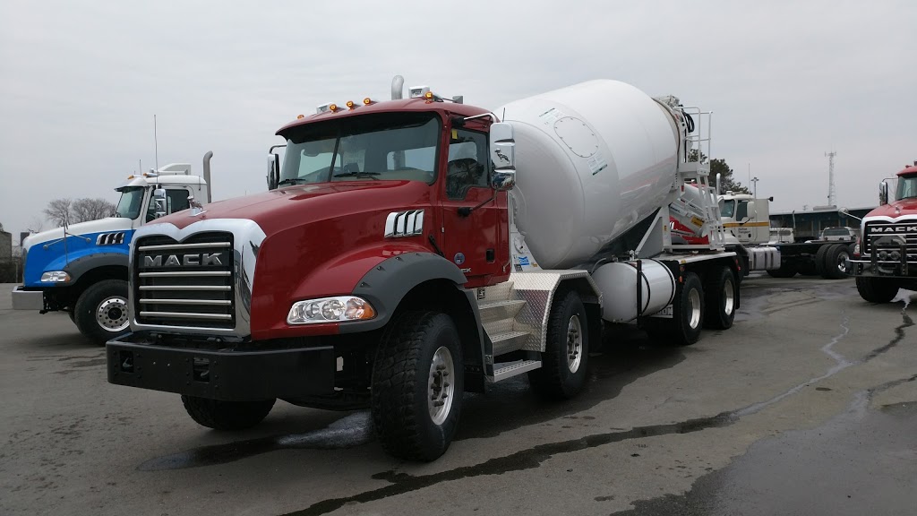 Vision Truck Group Body Shop | 750 Industrial Rd, Cambridge, ON N3H 4W1, Canada | Phone: (519) 653-2886