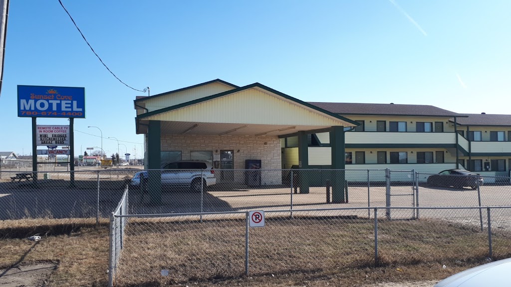 Sunset Cove Motel | 5508 49 St, Barrhead, AB T7N 1A1, Canada | Phone: (780) 674-4400