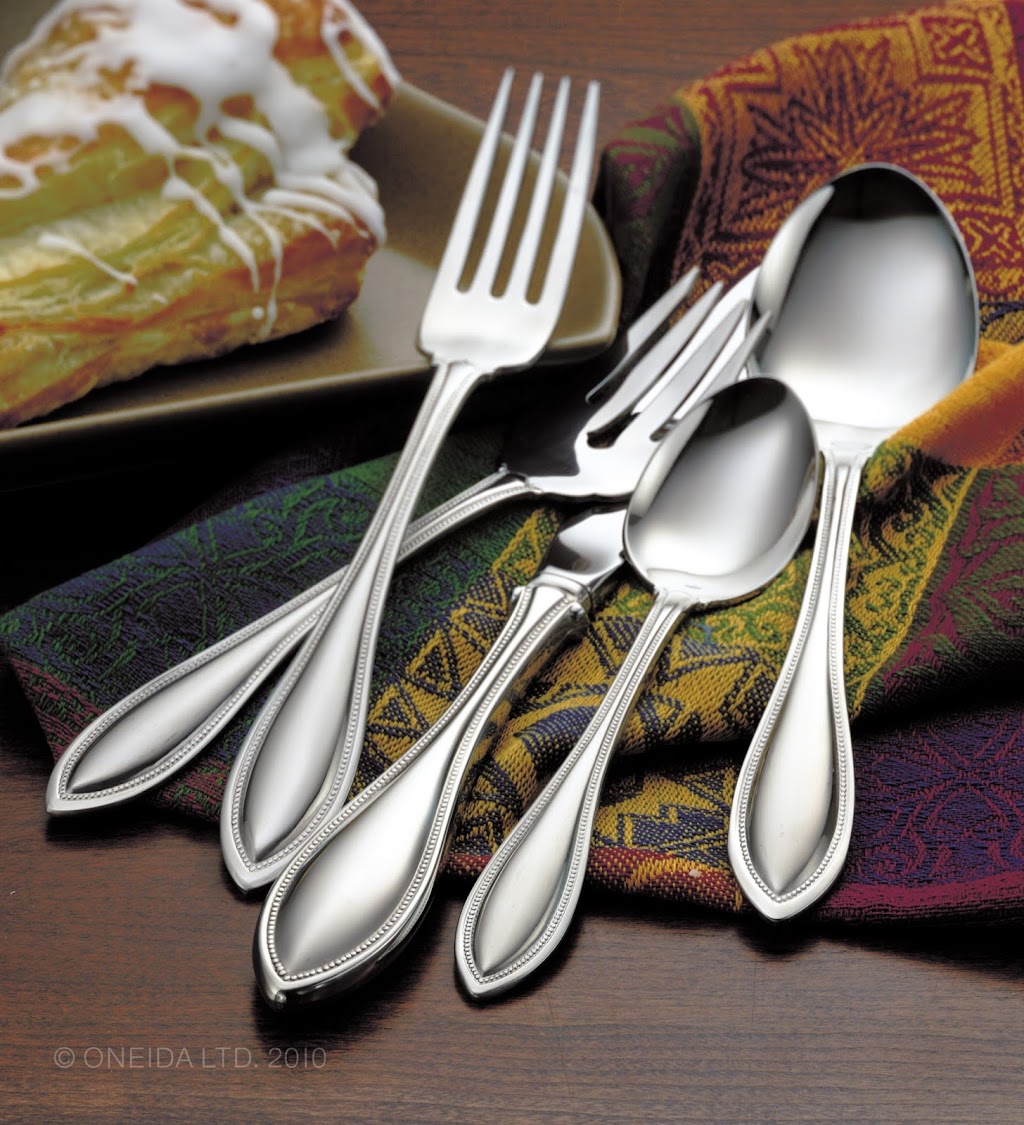 Rawas China And Gift / RoyalGift | 5167 Tomken Rd, Mississauga, ON L4W 1P1, Canada | Phone: (905) 629-9330