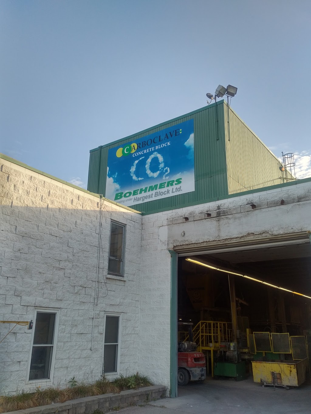 Boehmers Block Ltd. | 1038 Rife Road, Ayr, ON N1R 5S3, Canada | Phone: (519) 622-1131