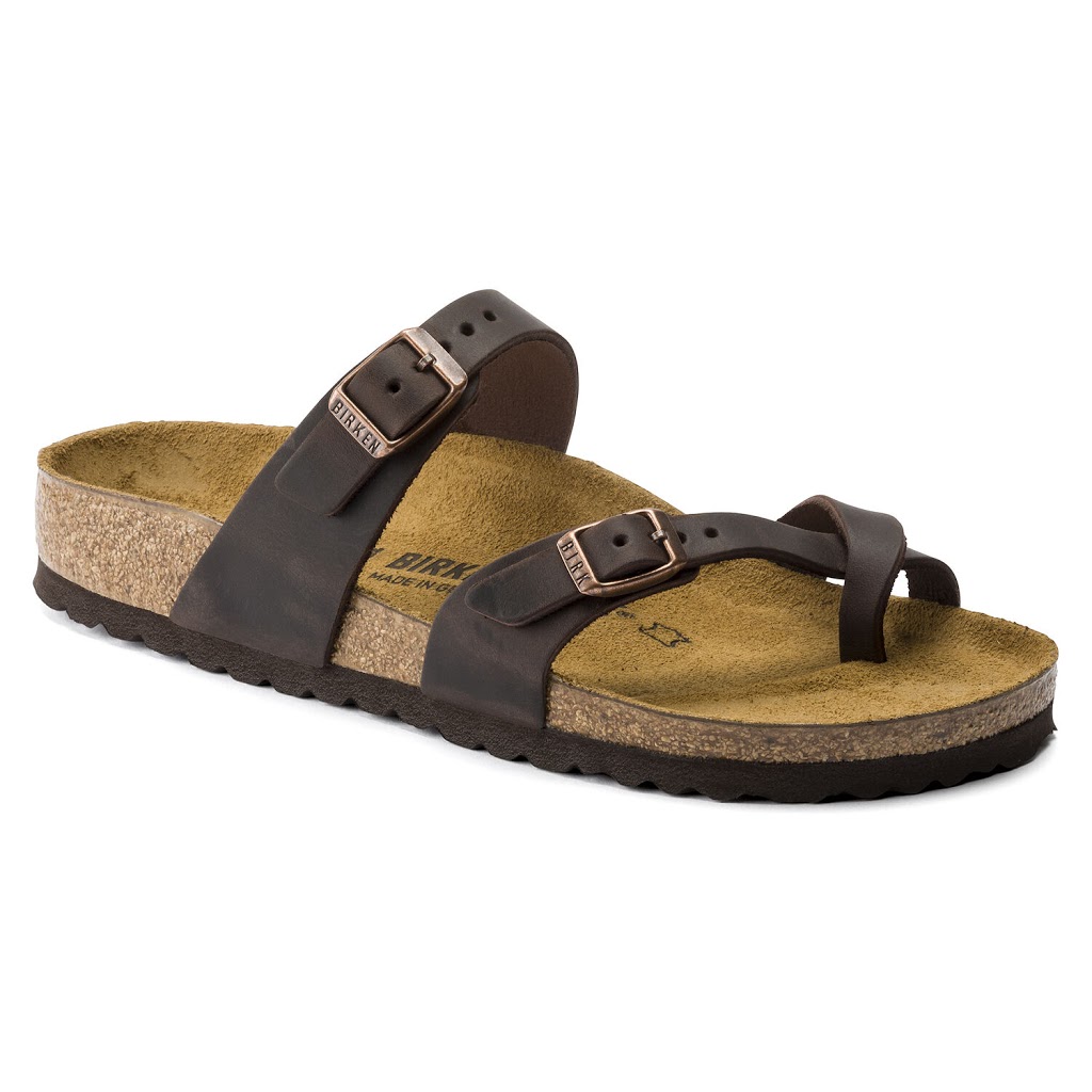 Brand Name Shoe Warehouse | 10 YMCA Dr, St. Catharines, ON L2N 7R6, Canada | Phone: (905) 646-0756