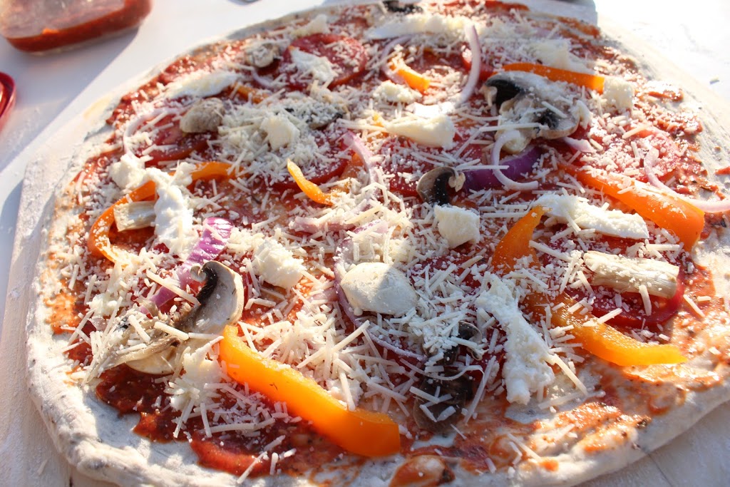 Fergus BBQ Pizza | 57 McFarlane Cres, Fergus, ON N1M 0G3, Canada | Phone: (289) 625-9091