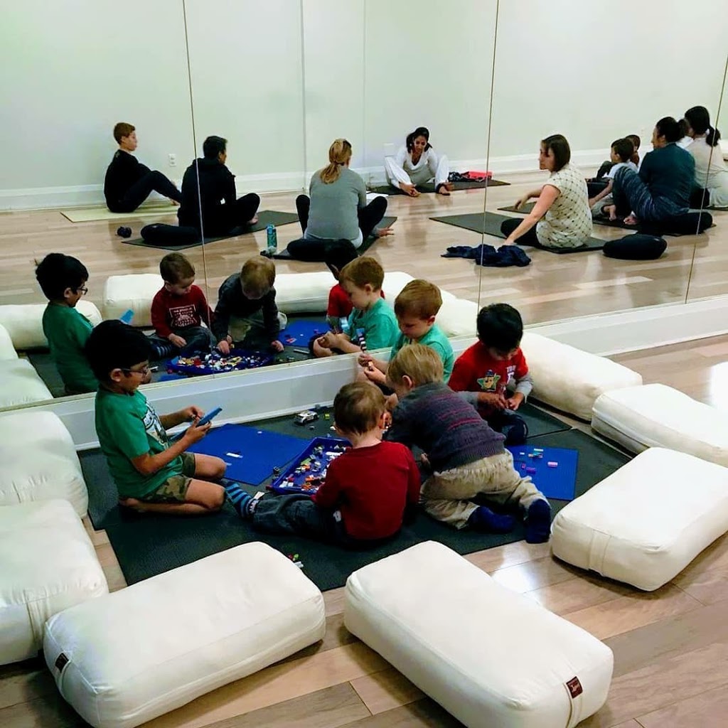YogaVision Centre | 6956 Financial Dr Unit 3, Mississauga, ON L5N 8J4, Canada | Phone: (905) 819-8808