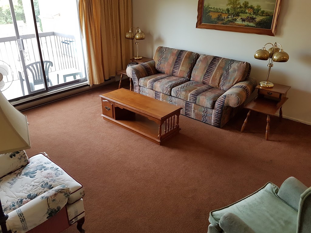 Rosedale Manor | 2520 Alexander St, Duncan, BC V9L 2W9, Canada | Phone: (250) 746-7082